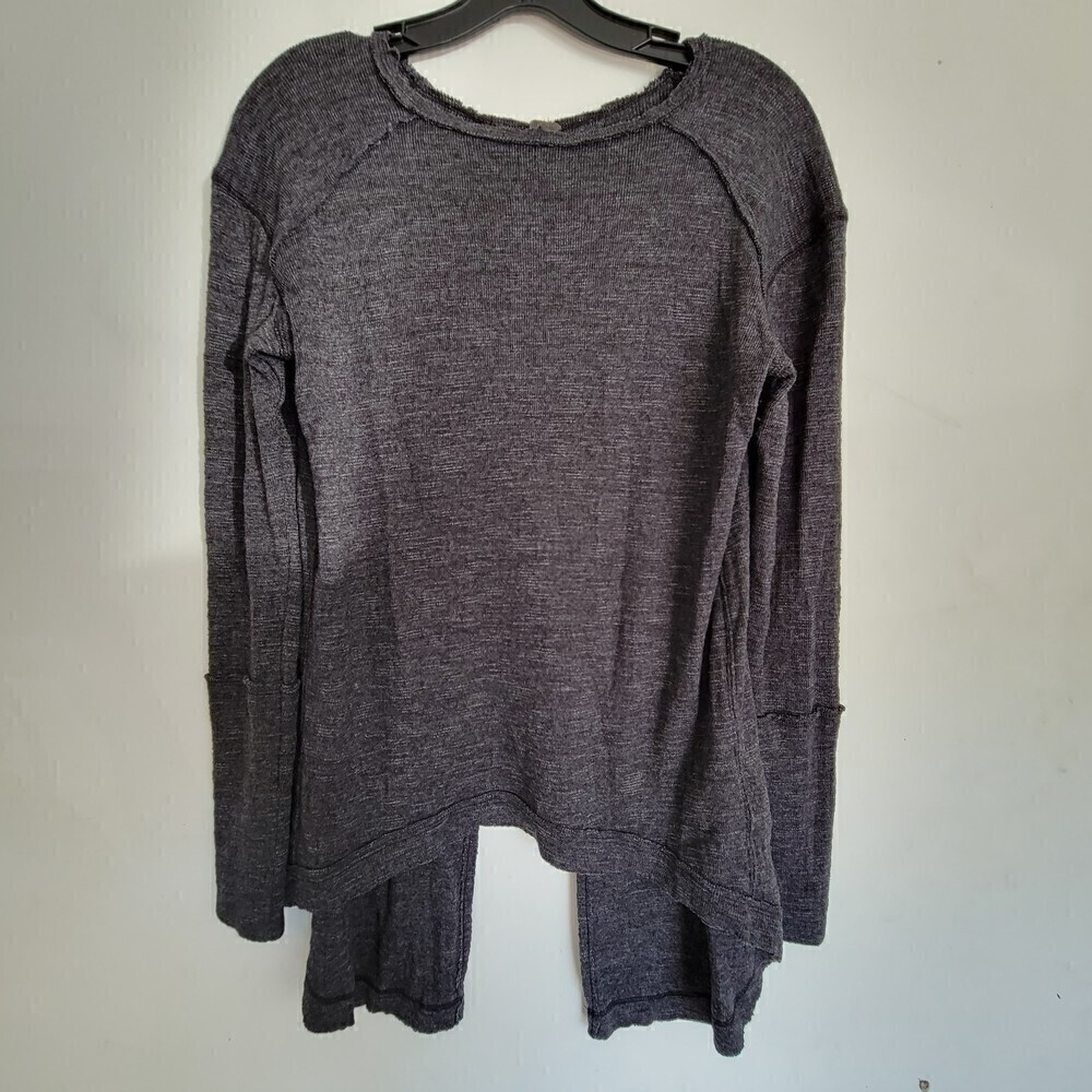 Free People Gray Distressed Waffle Knit Split Back Long Sleeve Thermo Top Sz XS